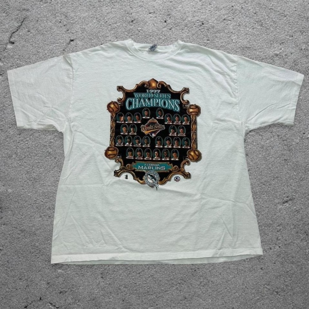 Vintage 90s Florida Marlins Starter 1997 World Series Roster T-shirt
